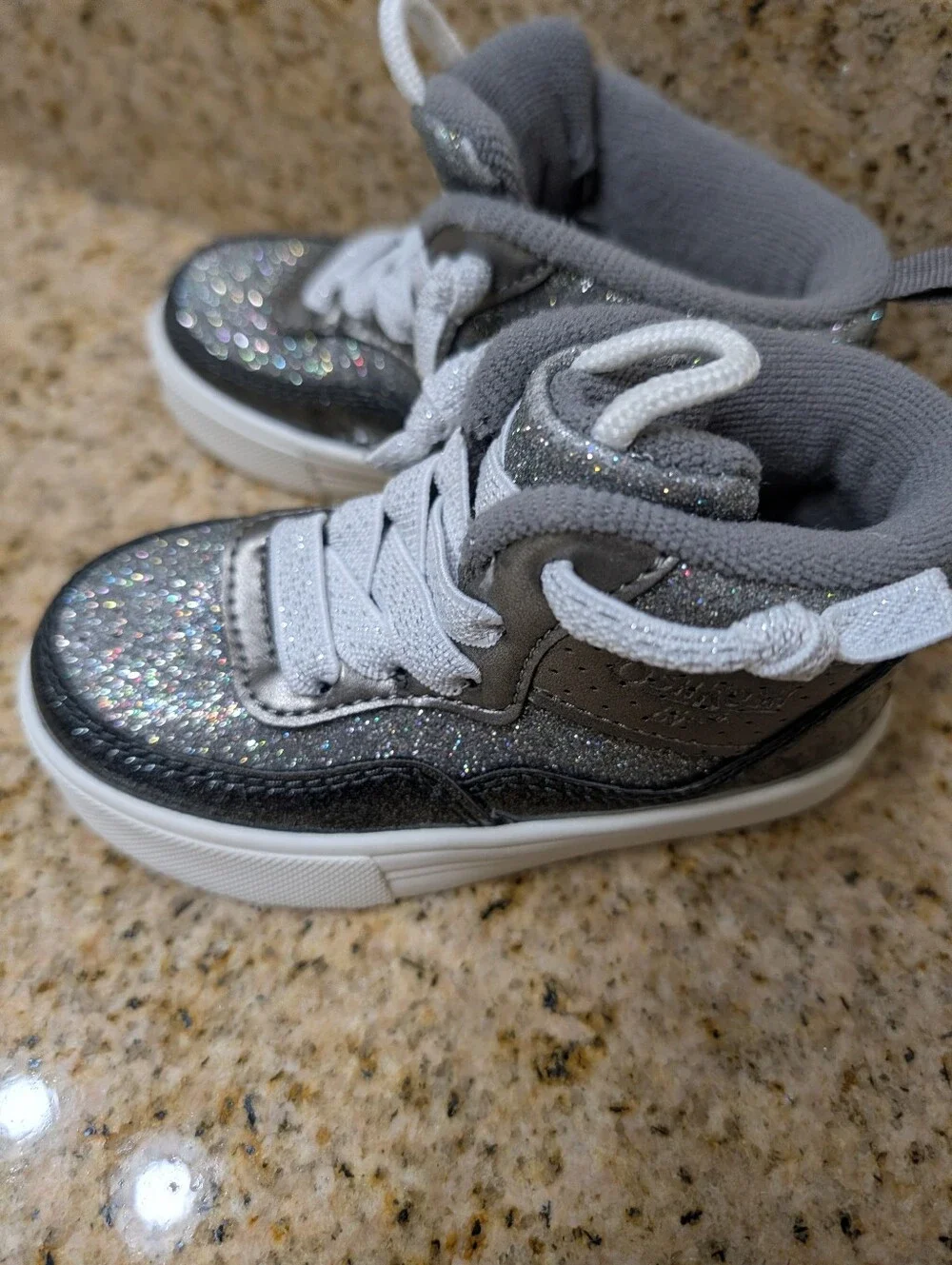 OshKosh B'gosh Girls' Glitter High-Top Sneakers - Silver